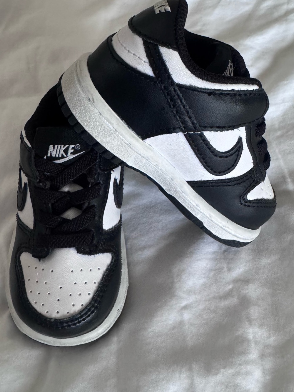 Nike Baby Toddler Black and White Low-Top Sneakers Size 4C - 10 cm